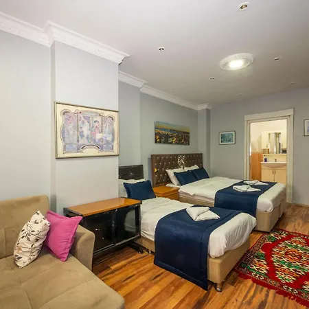 Hotel apartamentowy Taksim 2*